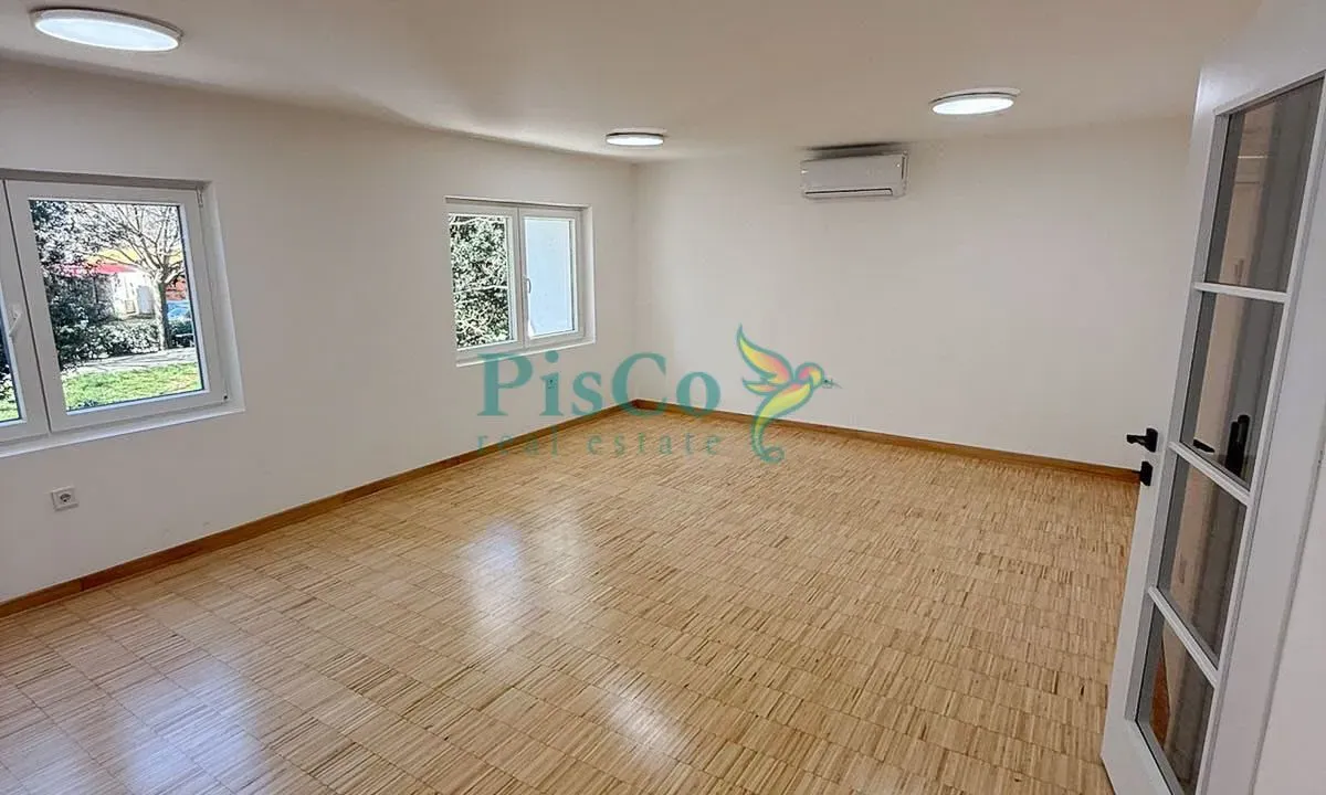 Rent, office space, 74m², Zabjelo, Podgorica