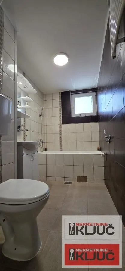 Prodaja, jednosoban stan, 37m², Sajmište, Novi Sad