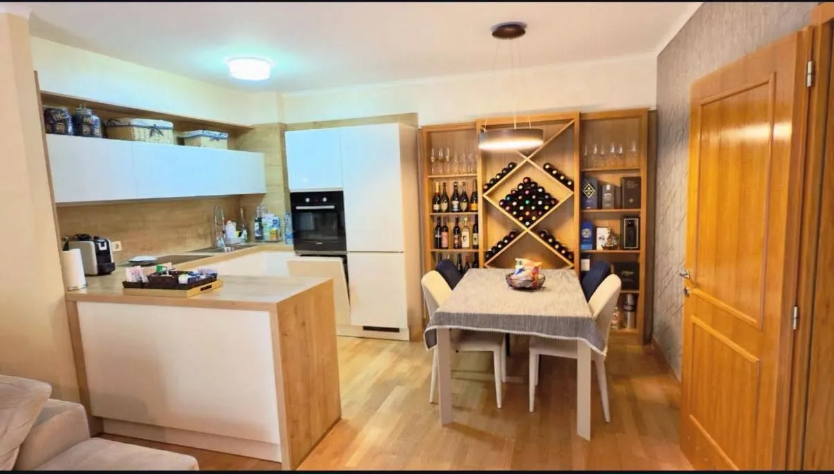 Sale, two bedroom apartment, 86m², Bečići, Budva