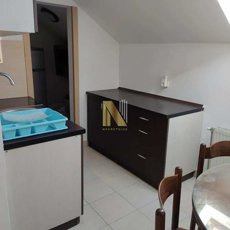 Izdavanje, jednosoban stan, 44m², Podbara, Novi Sad Sve Podlokacije