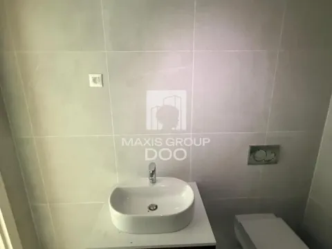 Rent, one bedroom apartment, 30m², Savski Venac, Beograd - image 9