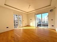 Prodaja, trosoban stan, 118m², Stari Aerodrom, Podgorica - image 11