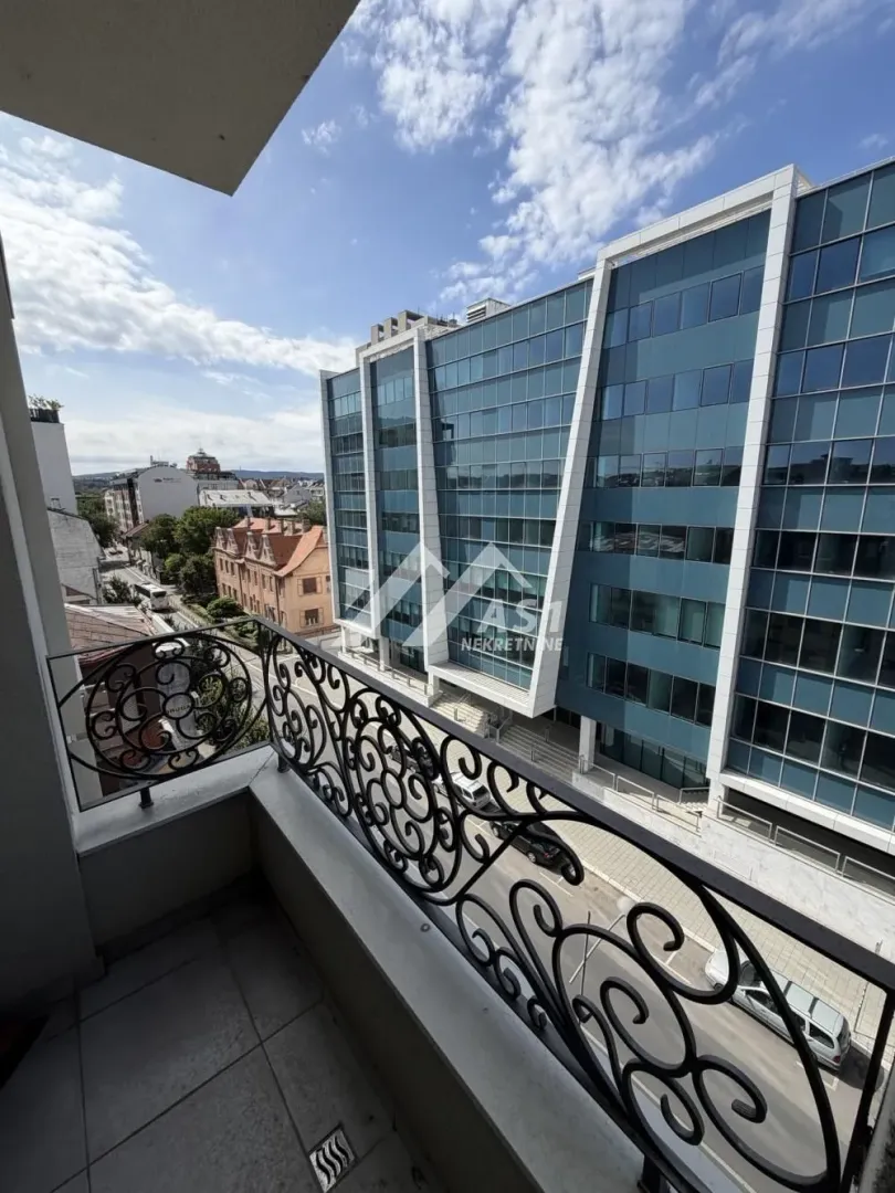 Izdavanje, trosoban stan, 57m², Novi Sad Sve Podlokacije, Novi Sad