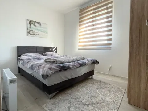 Izdavanje, dvosoban stan, 70m², Donji Kokoti, Podgorica - image 12