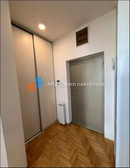 Izdavanje, stan, 41m², Neimar, Vračar Sve Podlokacije