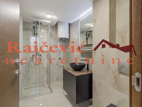 Sale, two bedroom apartment, 70m², Filmski Grad, Beograd - image 17