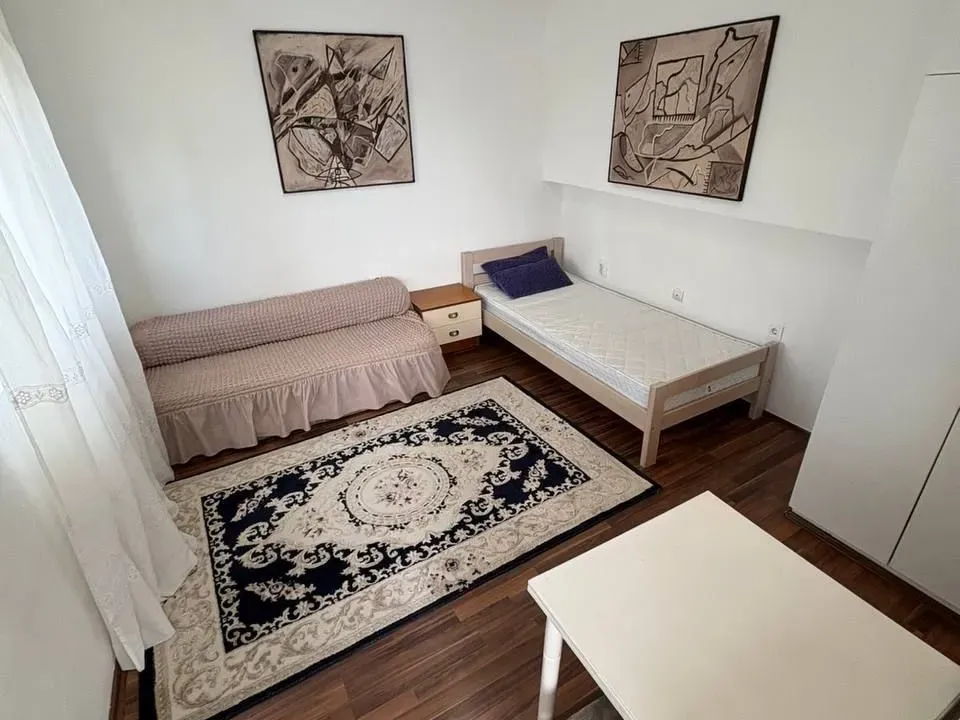 Rent, studio apartment, 25m², Blok 5, Podgorica