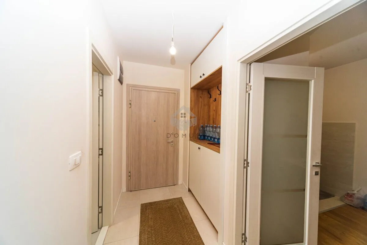 Prodaja, jednosoban stan, 47m², Central Point, Podgorica