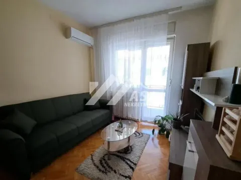 Izdavanje, dvosoban stan, 50m², Grbavica, Novi Sad Sve Podlokacije - image 1