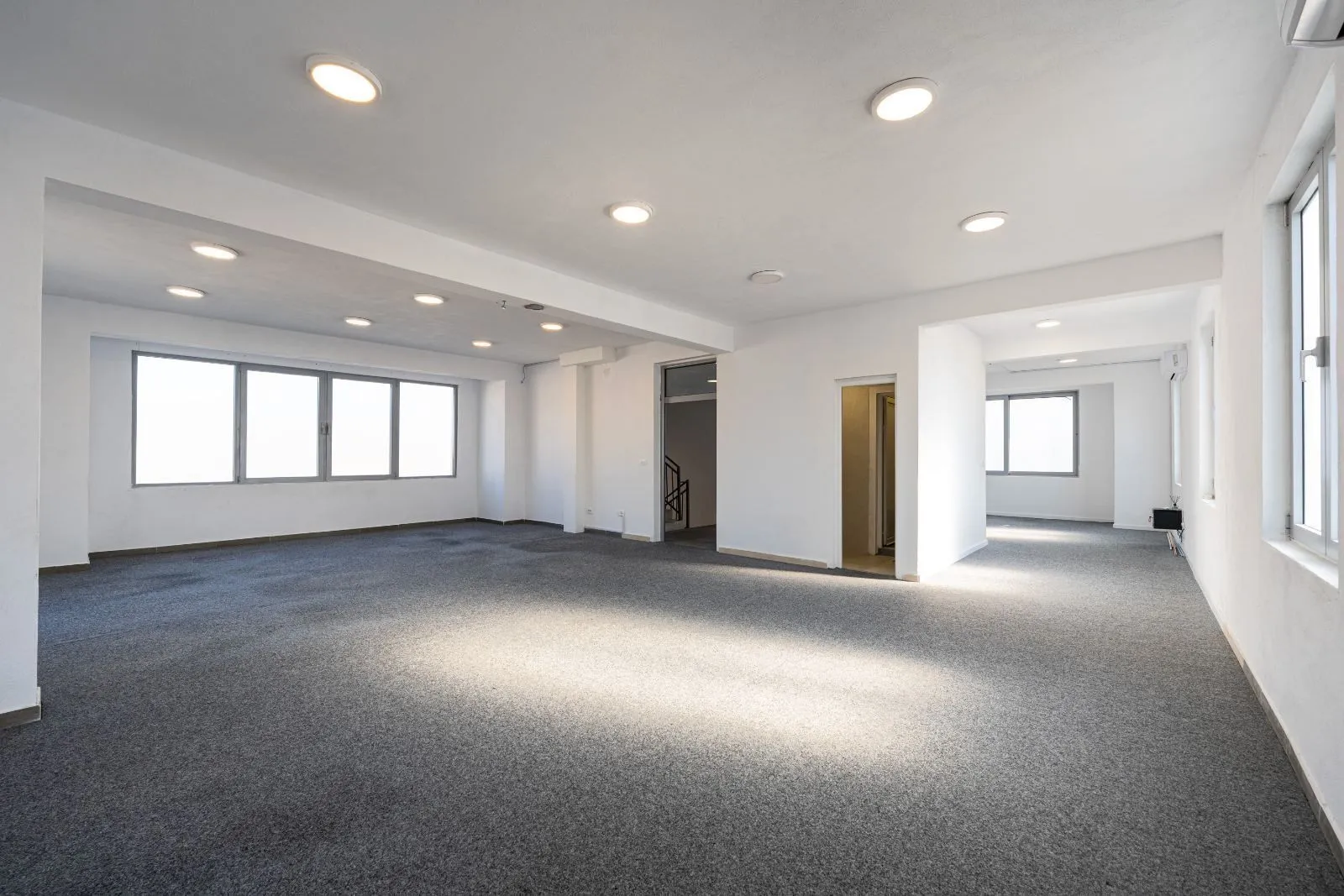 Izdavanje, jednosoban stan, 600m², Gornja Gorica, Podgorica