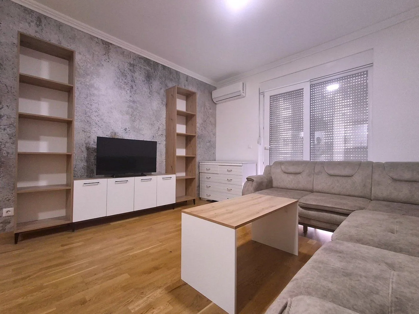 Rent, apartment, 57m², Ljubović, Podgorica