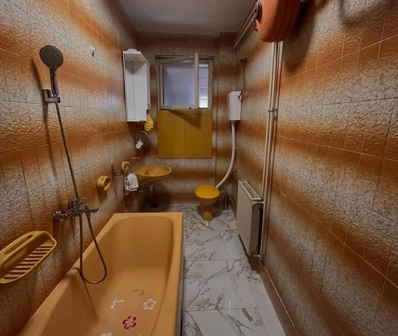 Rent, two bedroom apartment, 80m², Centar, Podgorica