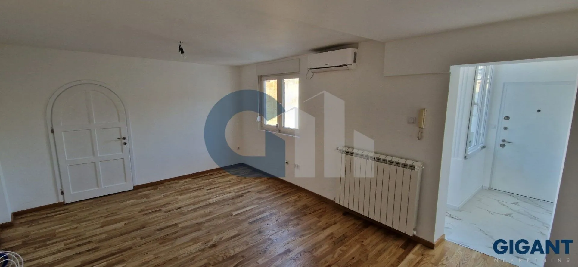 Prodaja, trosoban stan, 58m², Vračar, Šid