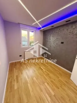 Rent, three bedroom apartment, 60m², Žarkovo, Beograd - image 8