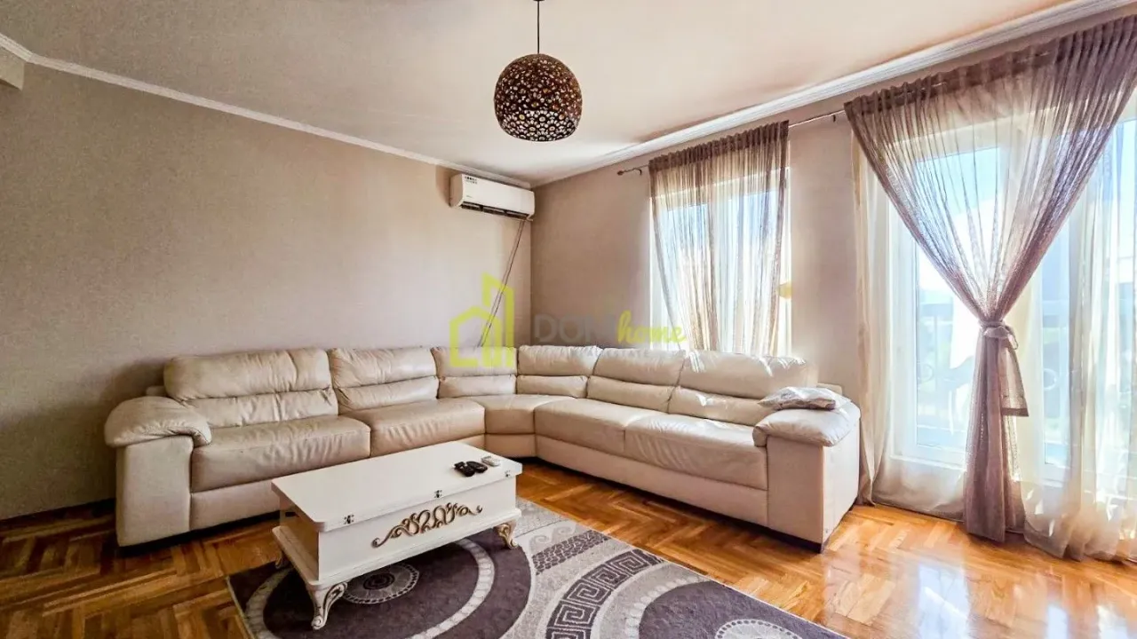 Prodaja, trosoban stan, 106m², Krivi Most, Podgorica