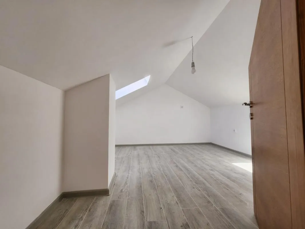 Prodaja, trosoban stan, 120m², Gomila, Herceg Novi