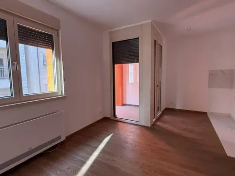 Sale, two bedroom apartment, 41m², Vračar Hram, Vračar Sve Podlokacije - image 4