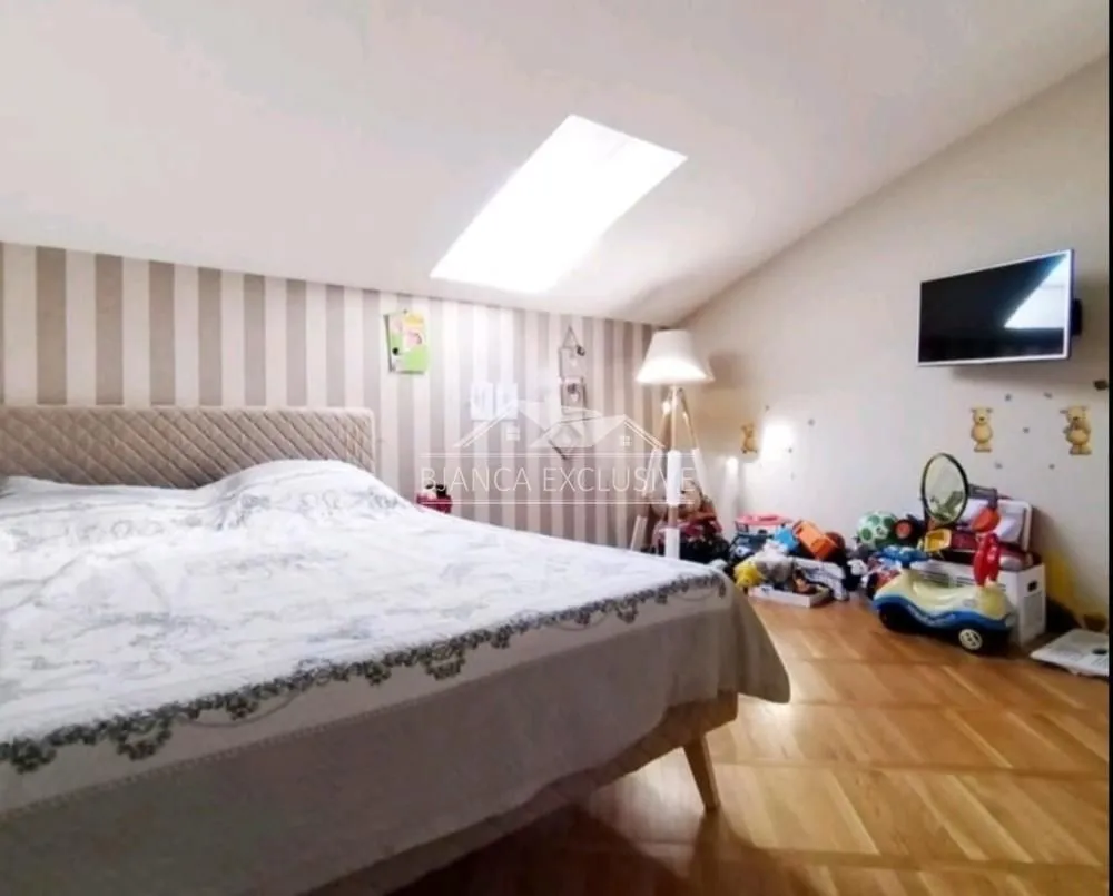 Sale, three bedroom apartment, 126m², Savski Venac, Beograd