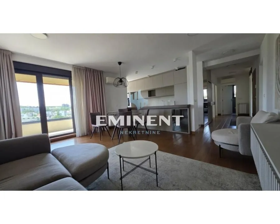 Rent, four bedroom apartment, 98m², Južni Bulevar, Vračar Sve Podlokacije