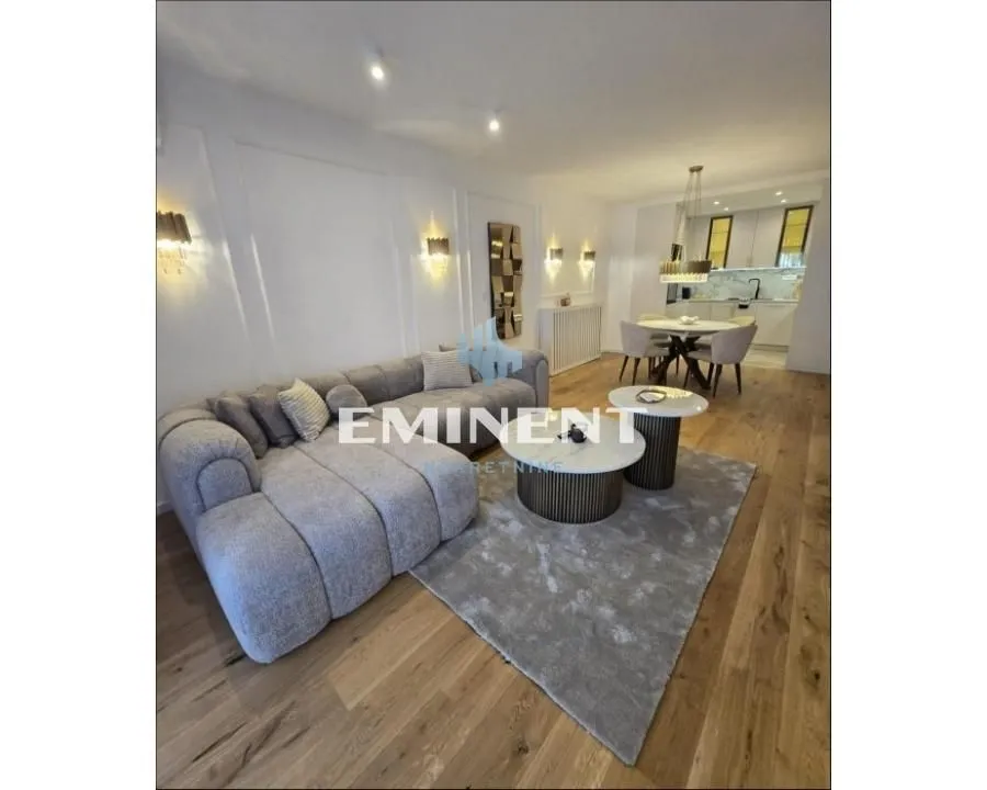 Izdavanje, trosoban stan, 114m², Vračar Hram, Vračar Sve Podlokacije