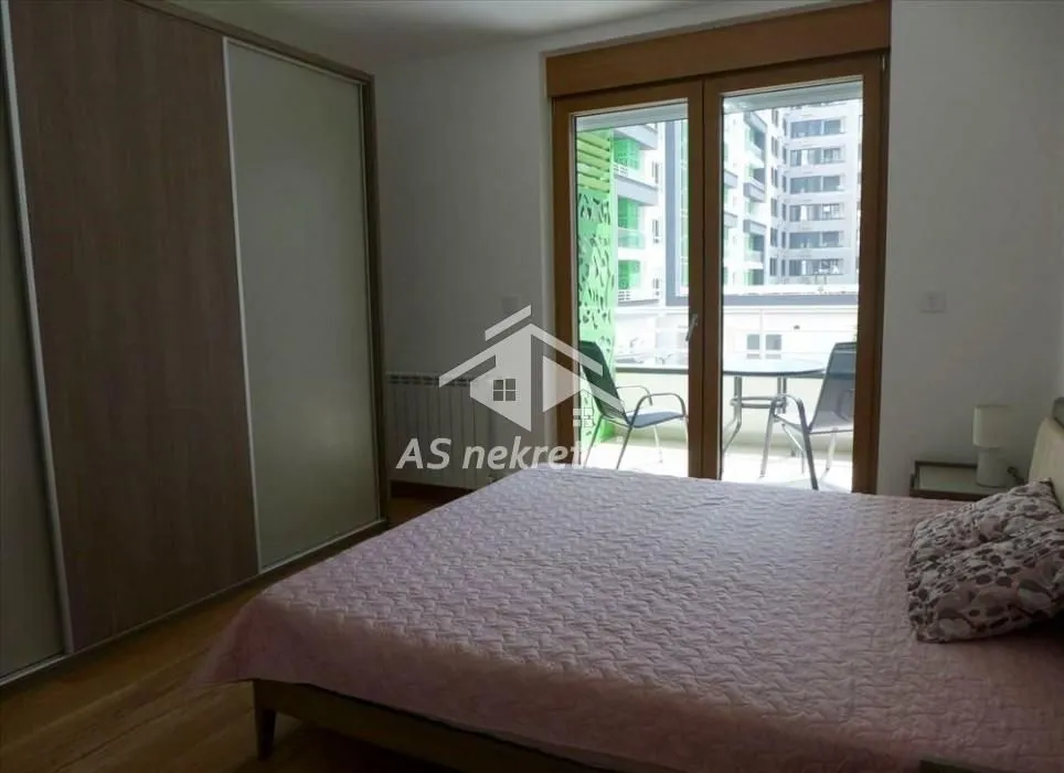 Rent, two bedroom apartment, 60m², Novi Beograd Blok 65, Novi Beograd Sve Podlokacije