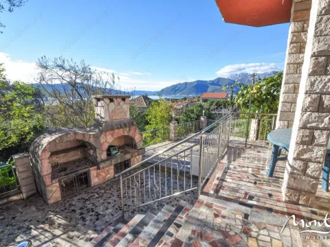 Prodaja, kuća, 194m², Tivat, Crna Gora - image 11