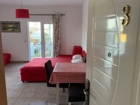 Izdavanje, garsonjera, 35m², Ilino, Bar - image 3