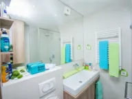 Izdavanje, jednosoban stan, 57m², Stari Aerodrom, Podgorica - image 6