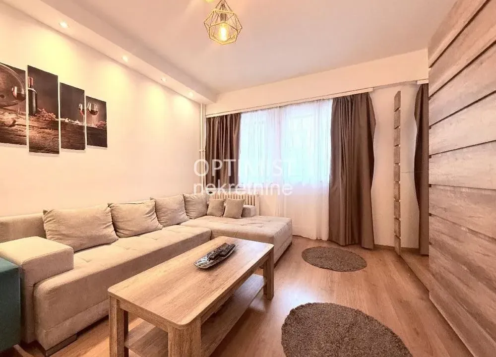 Izdavanje, dvosoban stan, 38m², Stari Grad, Beograd