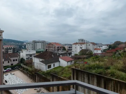 Rent, two bedroom apartment, 68m², Momišići, Podgorica - image 13