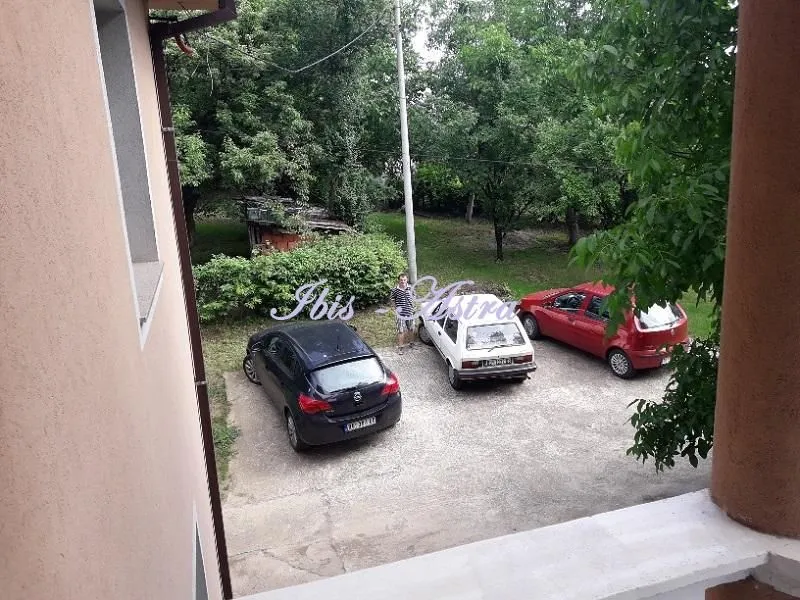 Izdavanje, stan, 200m², Banjica, Voždovac Sve Podlokacije
