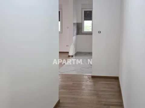 Prodaja, trosoban stan, 60m², Ledine, Beograd - image 8