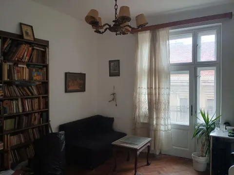 Prodaja, četvorosoban stan, 110m², Stari Grad, Beograd - image 5
