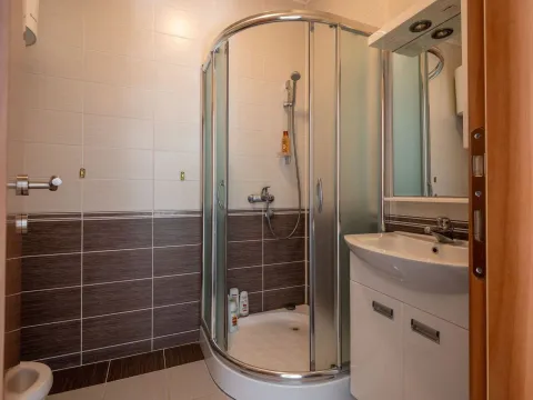 Prodaja, kuća, 185m², Krašići, Tivat - image 14