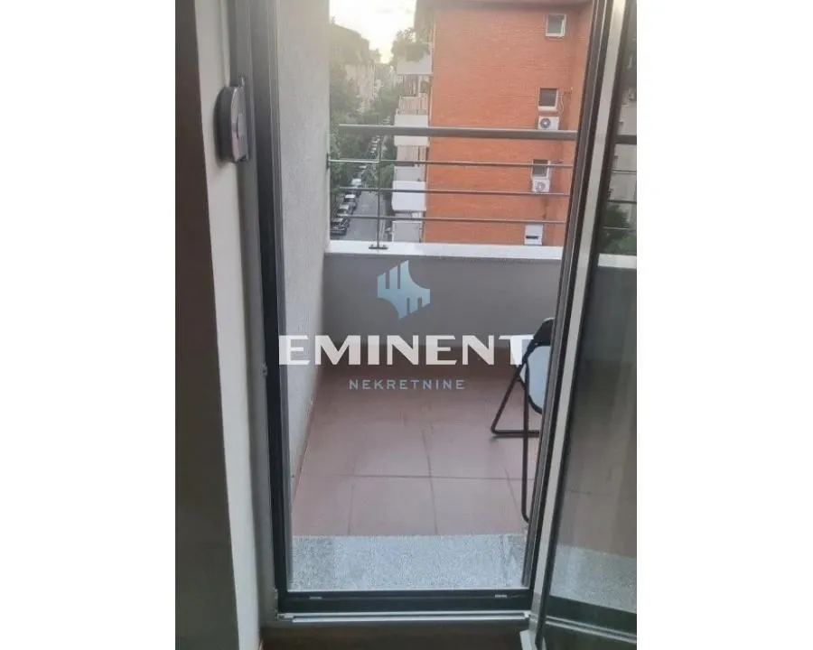 Rent, two bedroom apartment, 50m², Đeram Pijaca, Beograd