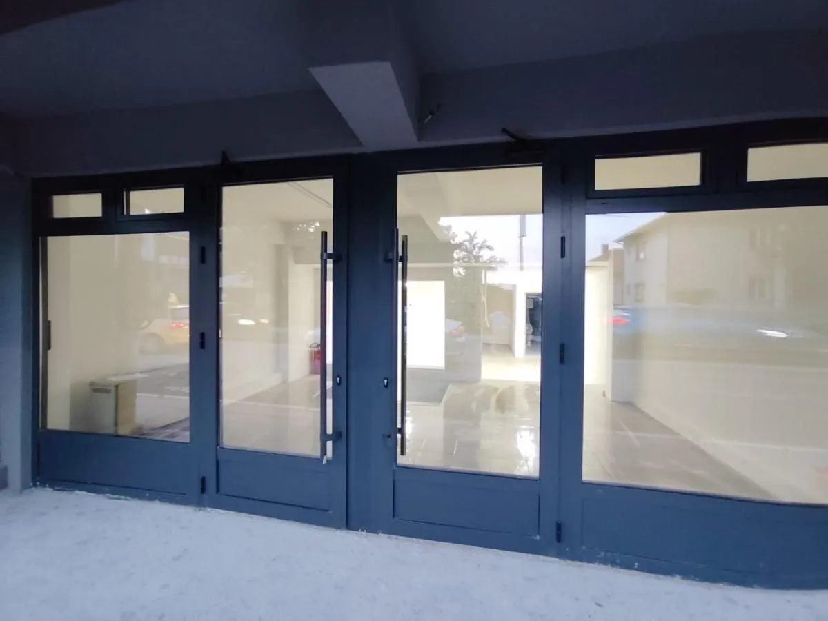 Rent, office space, 114m², Durlan, Niš