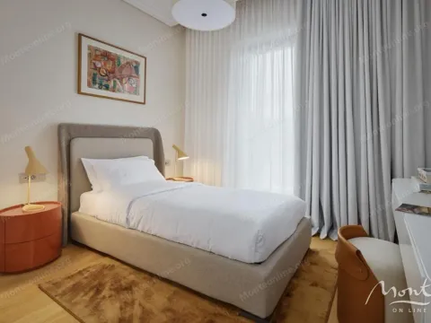 Prodaja, dvosoban stan, 110m², Porto Montenegro, Tivat - image 16