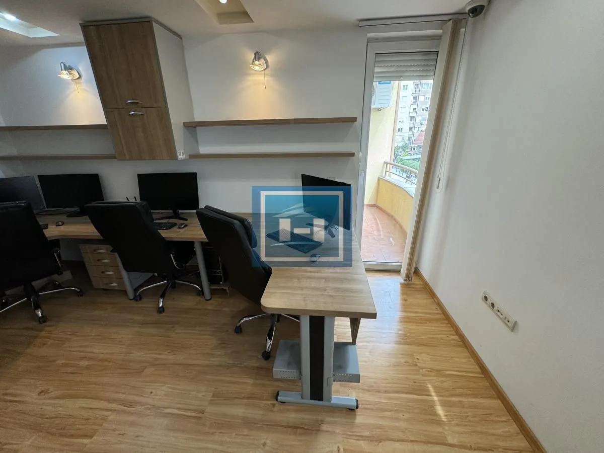 Rent, office space, 46m², Centar, Jagodina