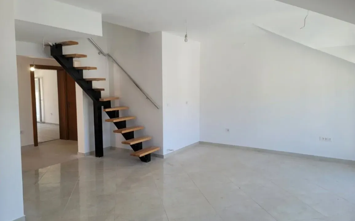 Sale, three bedroom apartment, 120m², Gomila, Herceg Novi