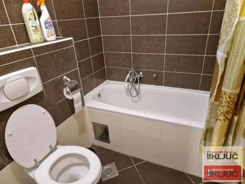 Izdavanje, dvosoban stan, 45m², Bulevar Oslobodjenja, Novi Sad Sve Podlokacije - image 9