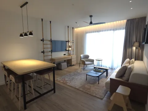 Izdavanje, dvosoban stan, 95m², Porto Montenegro, Tivat - image 2