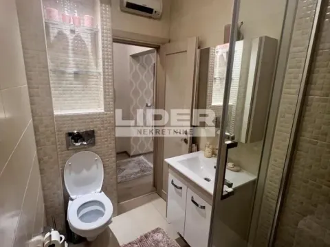 Rent, one bedroom apartment, 45m², Stari Grad, Beograd - image 10