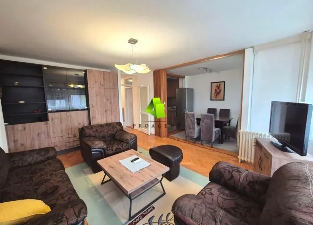 Izdavanje, četvorosoban stan, 90m², Medijana, Niš