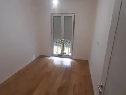 Izdavanje, jednosoban stan, 49m², Central Point, Podgorica - image 4