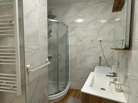 Izdavanje, dvosoban stan, 48m², Bulevar Evrope, Novi Sad Sve Podlokacije - image 14