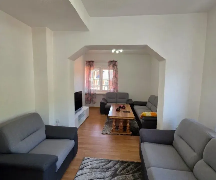 Sale, three bedroom apartment, 160m², Plav, Crna Gora