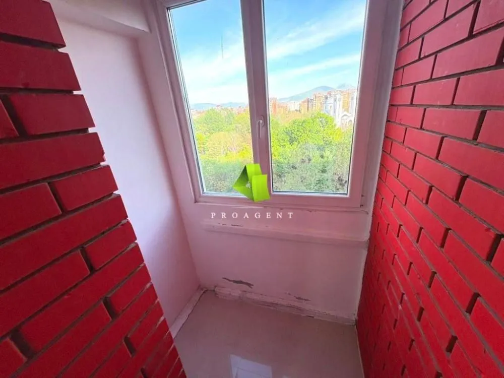 Rent, three bedroom apartment, 74m², Medijana, Niš