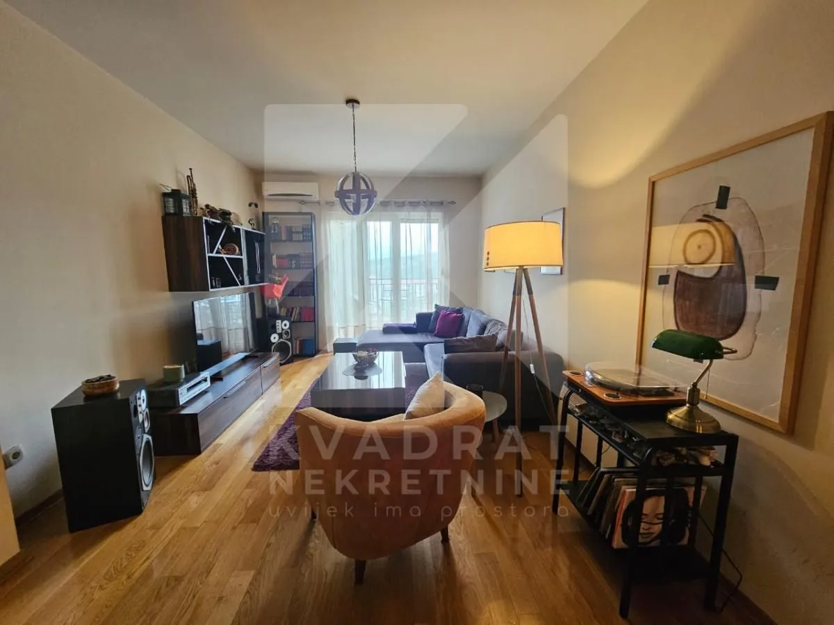 Prodaja, jednosoban stan, 52m², Blok 6, Podgorica