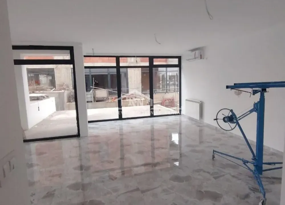 Prodaja, poslovni prostor, 29m², Obrenovac, Beograd