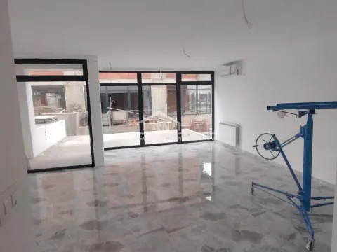 Sale, office space, 29m², Obrenovac, Beograd - image 1